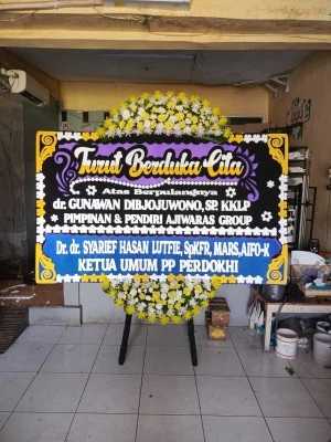 Papan Bunga di Gondo Tersono